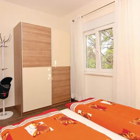 Holiday home Cozy In Zrnovnica